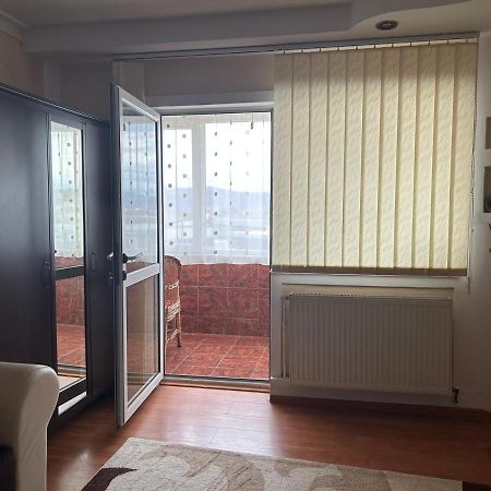 Apartament Onesti Exterior foto